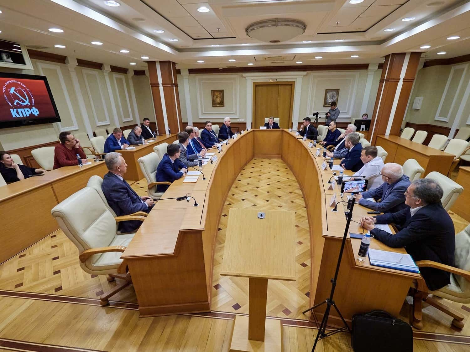 КПРФ потребовала вернуть тариф выходного дня на электричество в Свердловской области