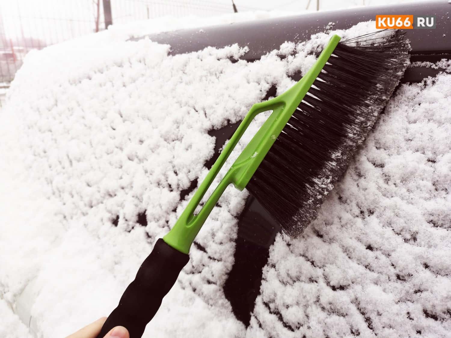 Жителей Свердловской области предупредили о сильных снегопадах