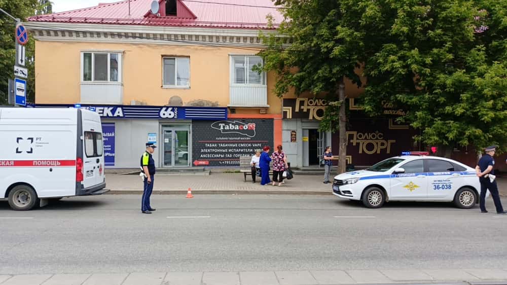 Сотрудники ГИБДД в Нижнем Тагиле разыскивают скрывшегося с места ДТП водителя