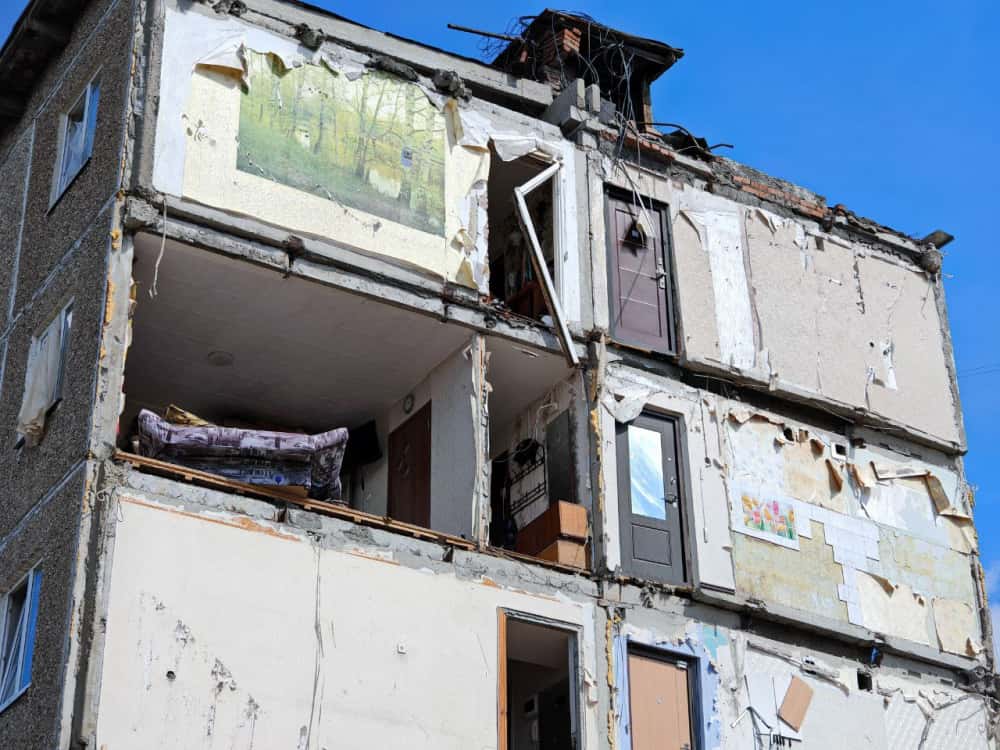 «Когда мамы нет рядом, я чувствую себя одиноким»: сын погибшей под завалами в Нижнем Тагиле рассказал о своем желании