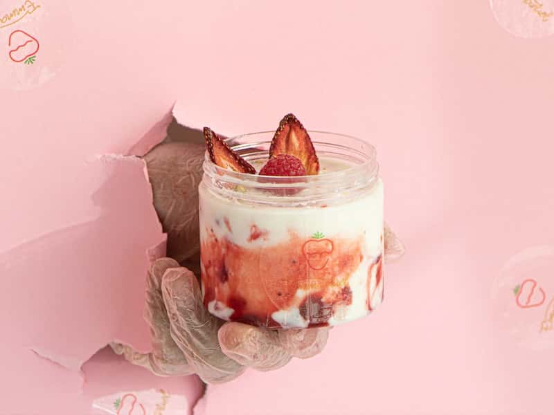 Врач-диетолог рассказала, какие йогурты не стоит брать в магазине