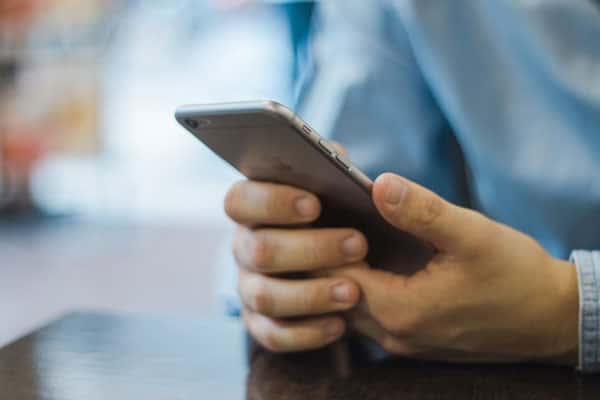 Зарубежное исследование показало, что владельцы iPhone не хотят встречаться с теми, у кого Android