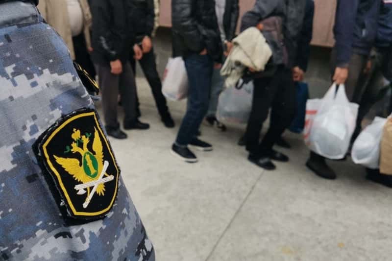 В Свердловскую область прибыли более 230 тысяч мигрантов в прошлом году