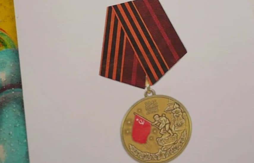 В Нижнем Тагиле медали вручили двум бывшим несовершеннолетним узникам фашистских концлагерей