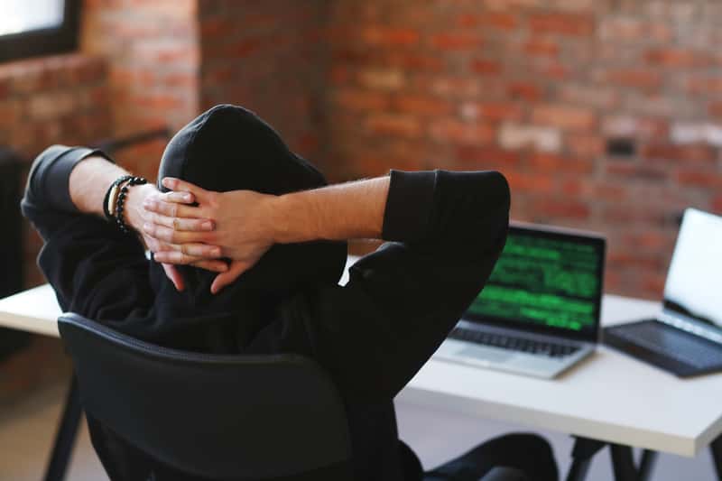 Аферисты стали создавать фейковые репозитории на GitHub для кражи денег