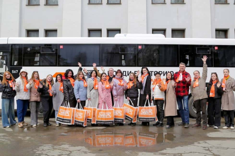 Сотрудники тагильского завода приняли участие в акции в поддержку участников СВО