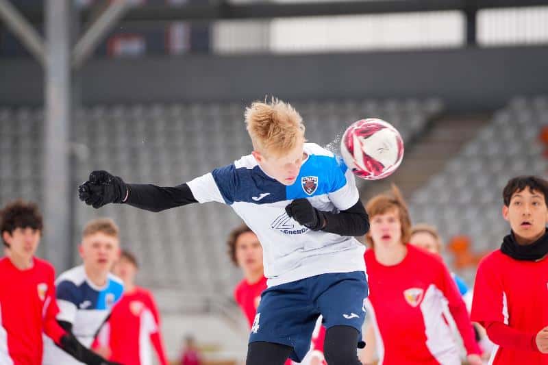Футбольный клуб «Уралец-ТС» из Нижнего Тагила одержал две победы над соперниками из Новотроицка и Магнитогорска