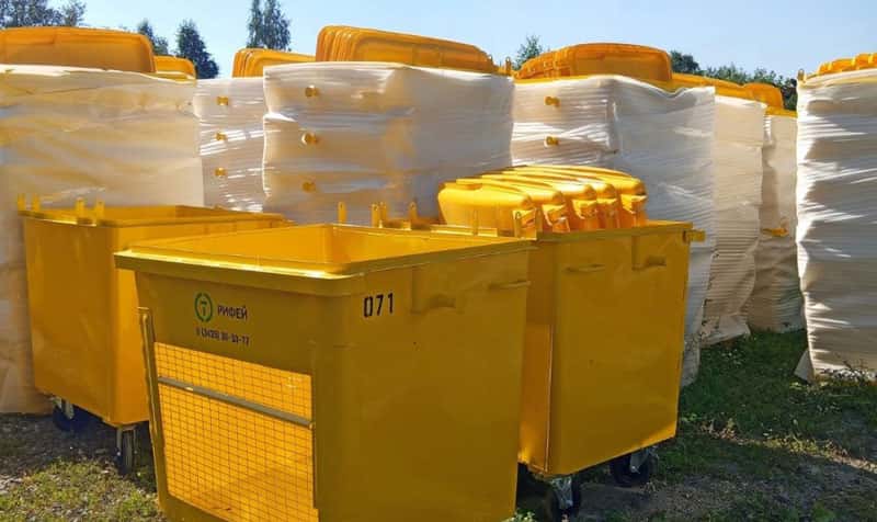 В Нижнем Тагиле начали устанавливать жёлтые контейнеры для раздельного сбора мусора