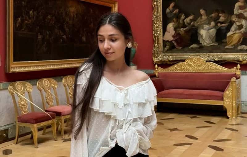 Житель Нижнего Тагила рассказал свою версию конфликта с блогером Каринэ на Дворцовой площади Санкт-Петербурга