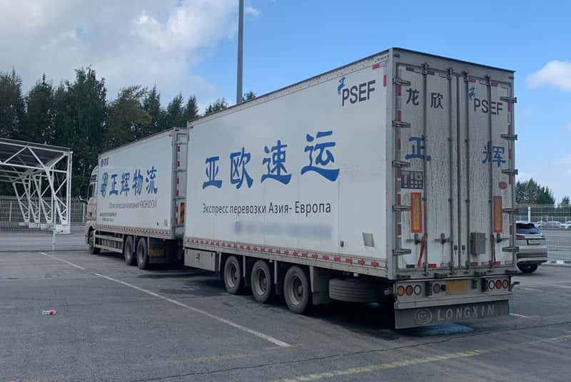 В Екатеринбург прибыли 50 тонн заказов с маркетплейсов: как это ускорит доставку уральцам