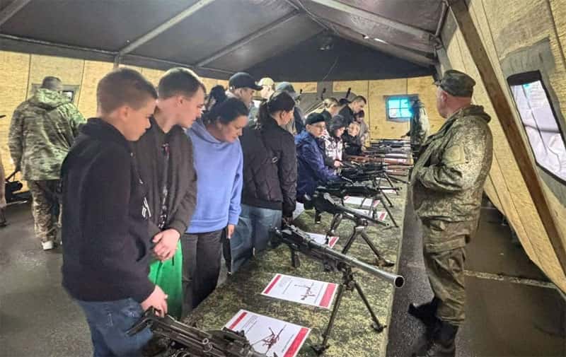 «Максим», гранатомёты и «Браунинги»: в Нижнем Тагиле показали трофейное оружие НАТО