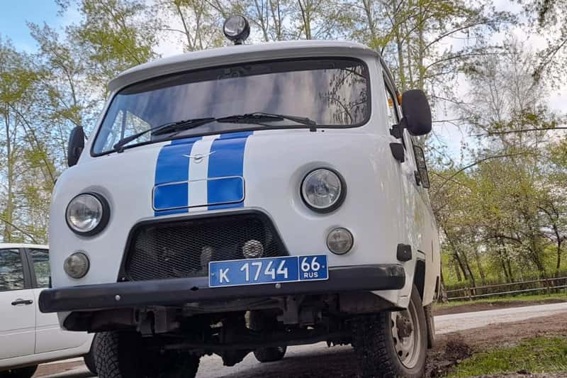 В Нижнем Тагиле мужчина избил женщину в подъезде дома