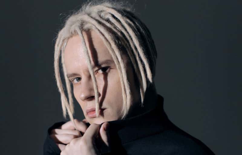 SHAMAN и Екатерина Мизулина зарегистрировали брак в Донецке