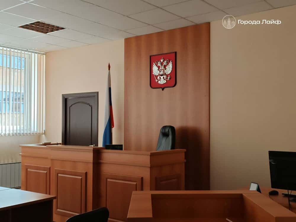 Блогерский скандал в Екатеринбурге: иск на миллион к кандидату в президенты