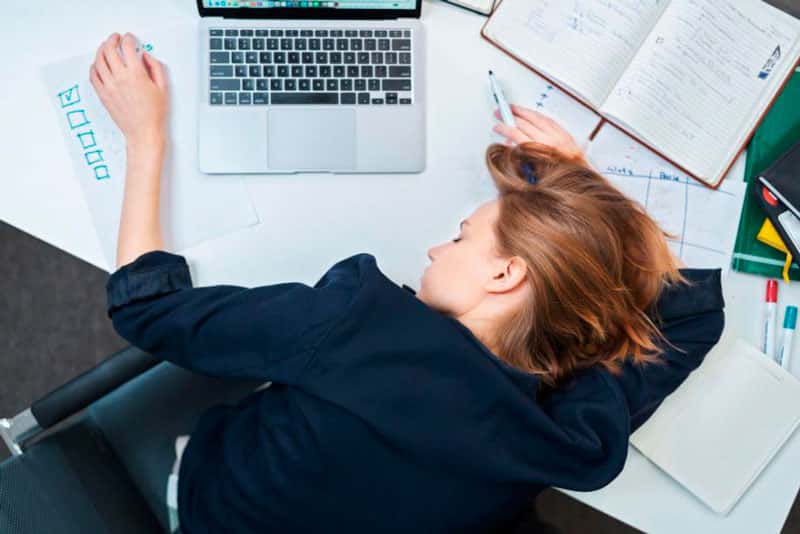 Почему 1 января нельзя работать и выносить мусор? Народные приметы и запреты на первый день года