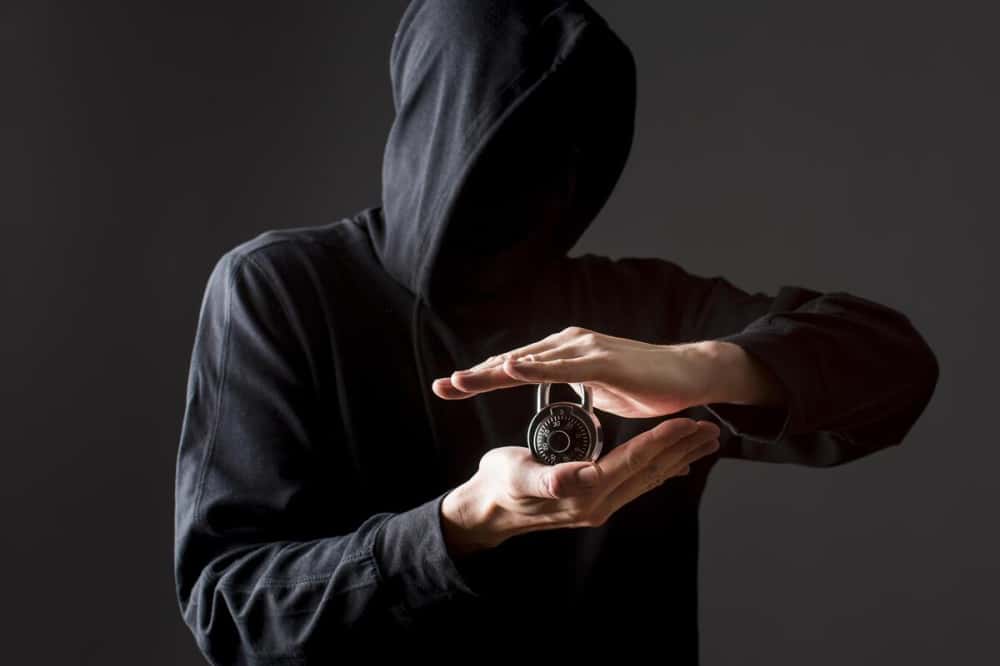 Школы под усиленной защитой: в Нижнем Тагиле готовятся к угрозам терактов