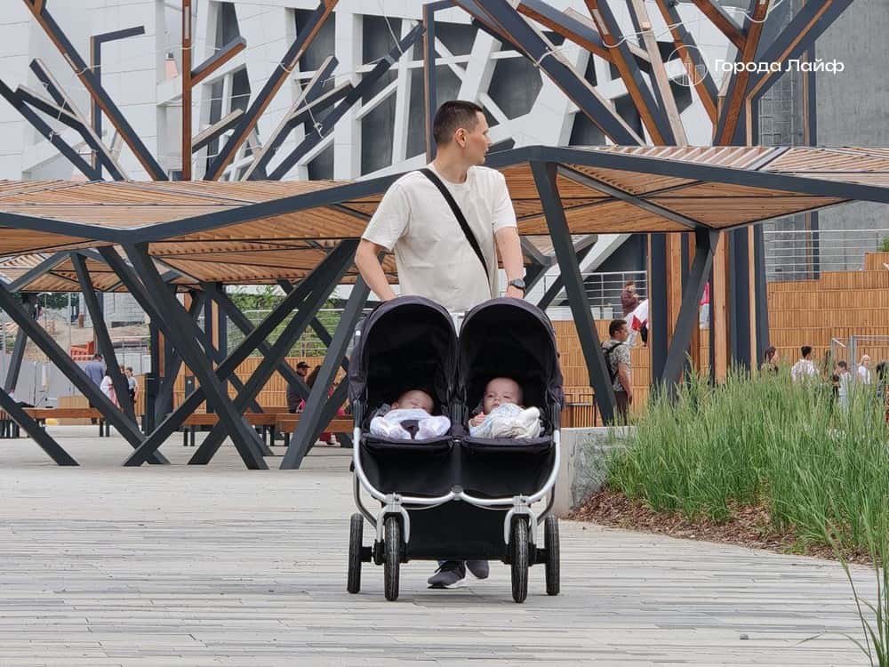 Первенец — 500 тысяч, второй — 750: компании на Урале готовы платить сотрудникам за рождение детей