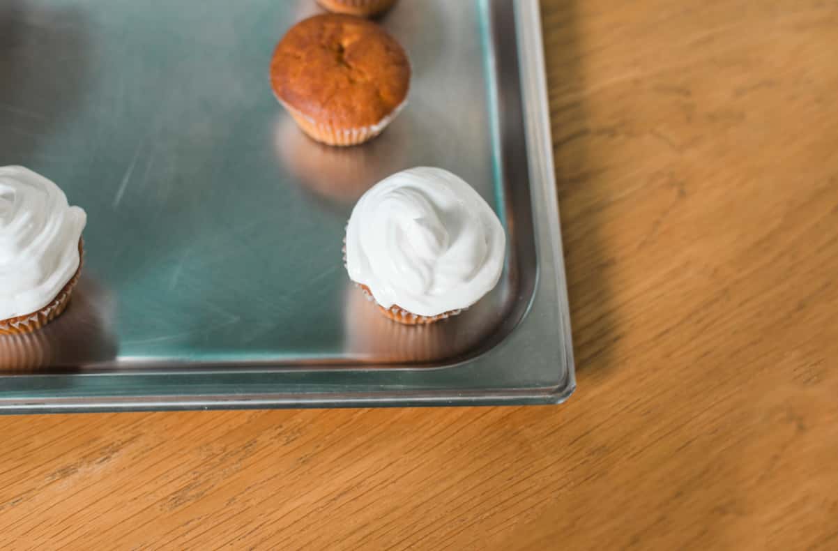 Как за 2 минуты приготовить нежнейшие десерты в микроволновке: рецепты от шеф-повара Василия Величко  