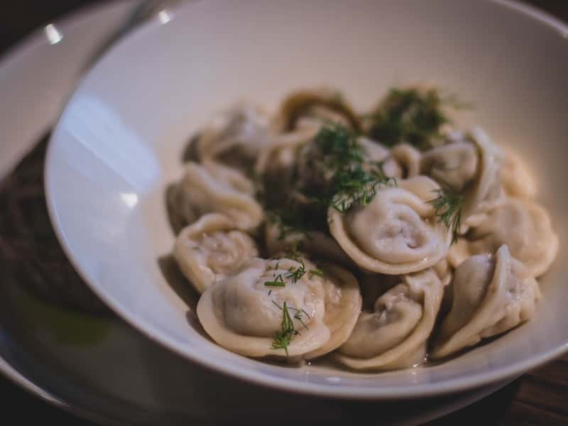 Постные пельмени без мяса: 6 начинок, которые удивят даже мясоедов — простой рецепт