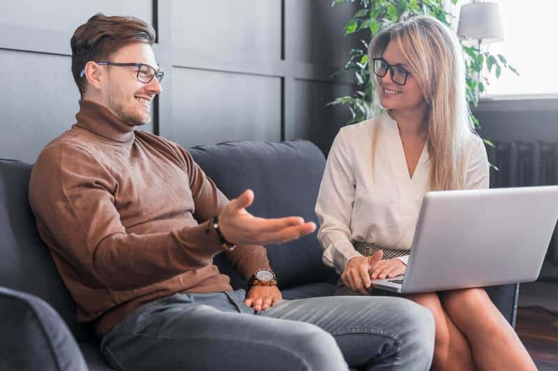 9 фраз, после которых с вами не захотят разговаривать: эксперт разобрала частые речевые ошибки — проверьте себя