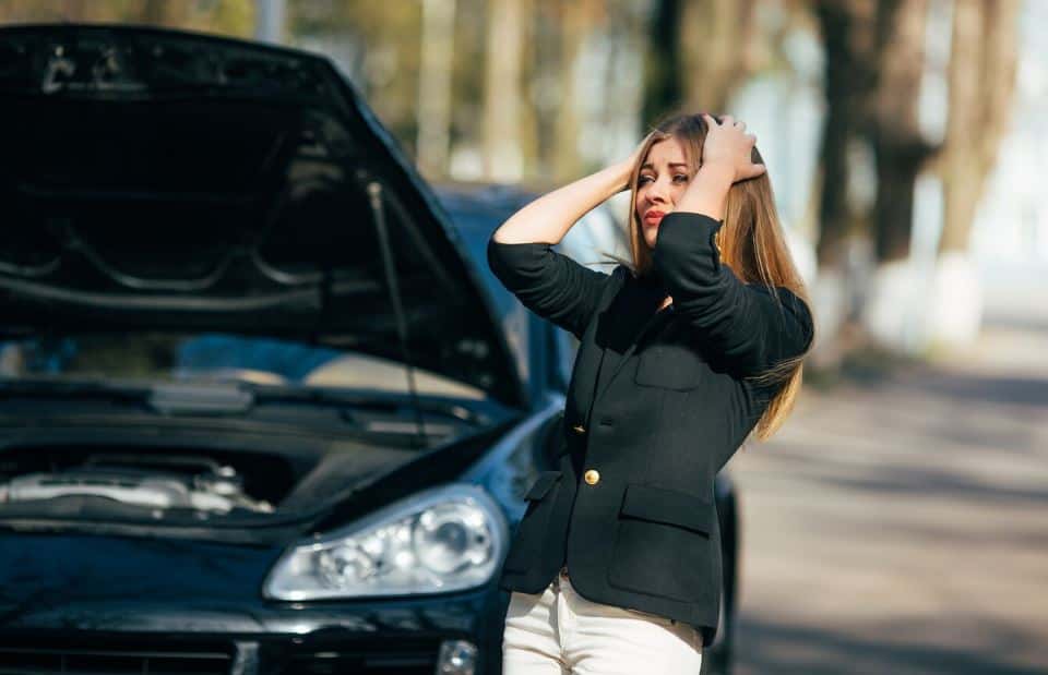 Не глуши двигатель сразу после остановки — это опасно: каждый водитель должен знать об этих технических нюансах 