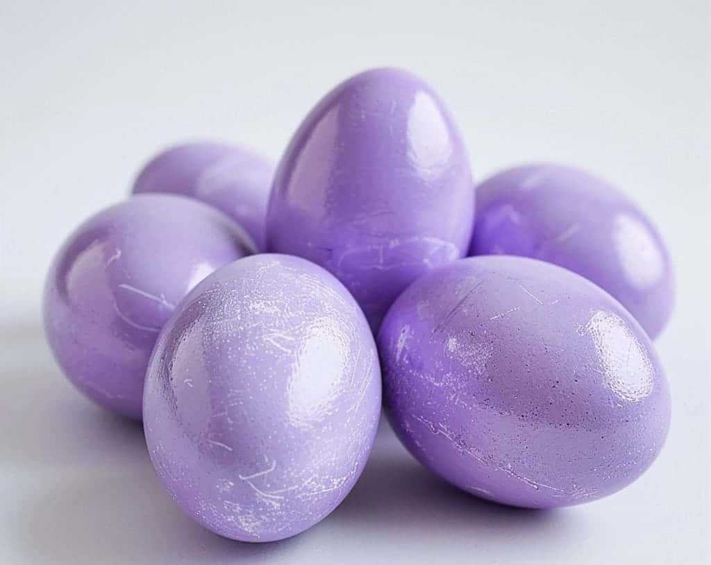 Как покрасить яйца на Пасху в модный сиреневый цвет — нужны всего 3 ингредиента: результат космический  