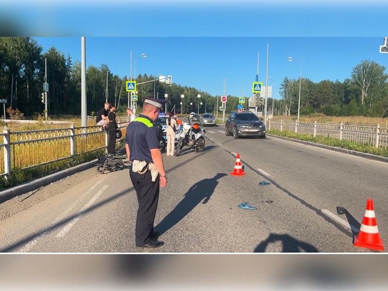 Смерть на пешеходном переходе: в Нижнем Тагиле сбит 17-летний подросток | В Нижнем Тагиле водитель сбил подростка на переходе — он погиб на месте