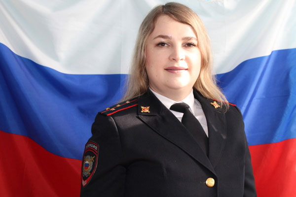 «Все мы родом из детства». Инспектор отделения по делам несовершеннолетних рассказала, почему выбрала мужскую профессию «Все мы родом из детства». Инспектор отделения по делам несовершеннолетних рассказала, почему выбрала мужскую профессию