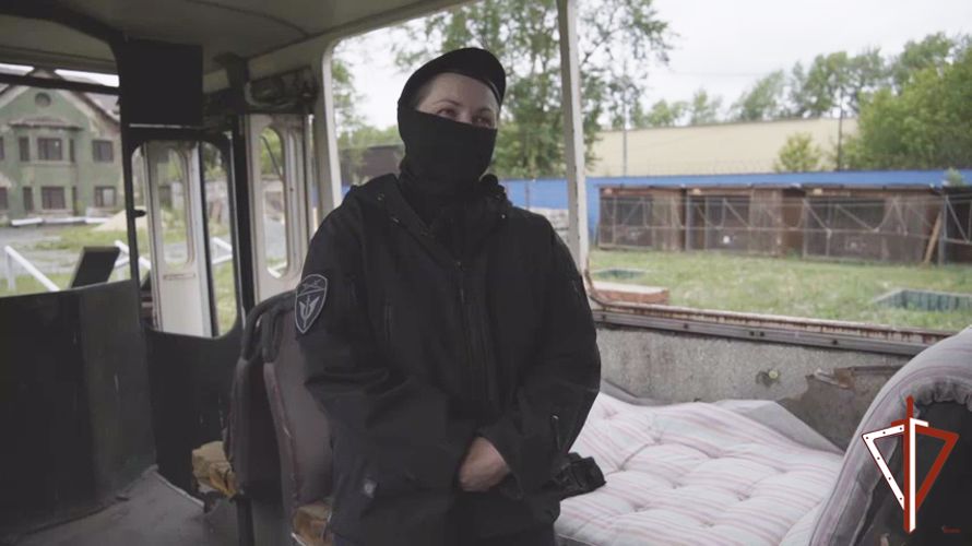 Встреча с кинологом Росгвардии в Нижнем Тагиле: Особенности профессии и рассказ о работе Встреча с кинологом Росгвардии в Нижнем Тагиле: Особенности профессии и рассказ о работе