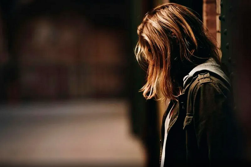 СМИ сообщают о смерти 15-летней школьницы из Нижнего Тагила | СМИ: на Урале нашли тело погибшей 15-летней школьницы