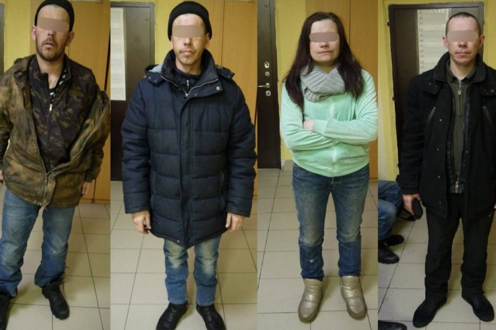 Шумели и сорвали стоп-кран: четверо тагильчан задержали за нарушение общественного порядка | На Урале транспортная полиция задержала четырех тагильчан