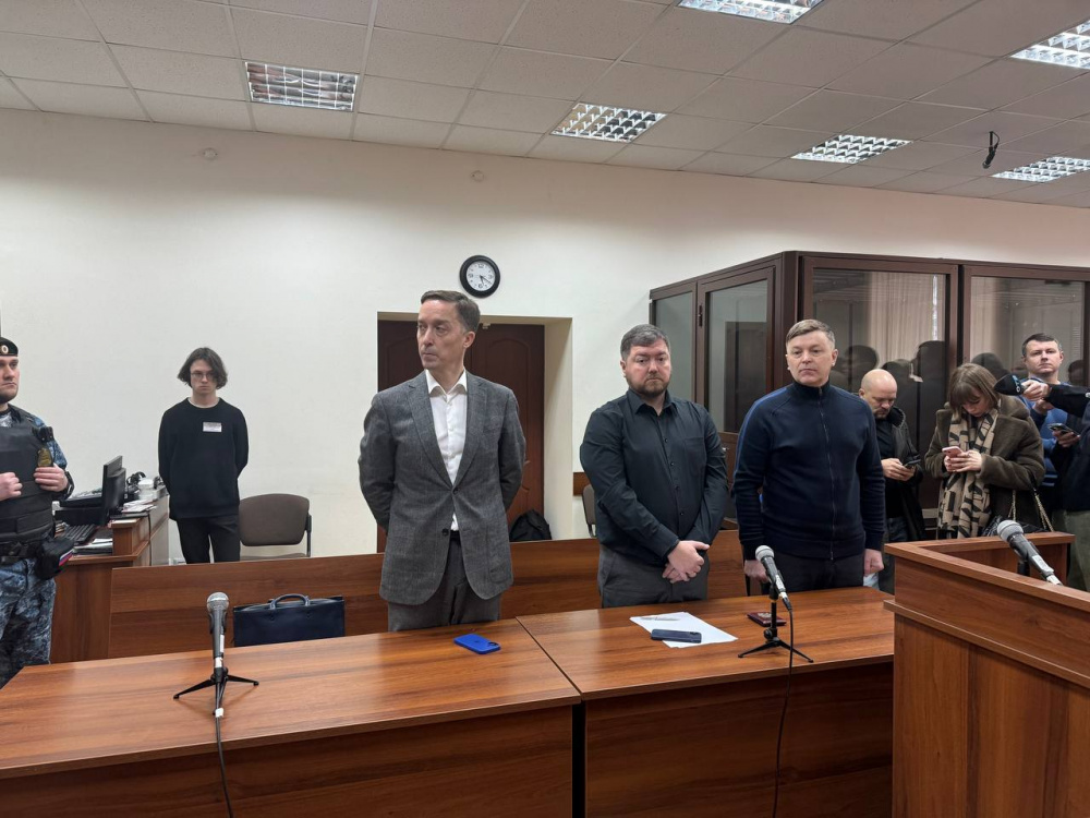 В Свердловской области осудили экс-главу Минтранса по делу о взяточничестве | На Урале экс-министру транспорта и дорожного хозяйства вынесли приговор по уголовному делу