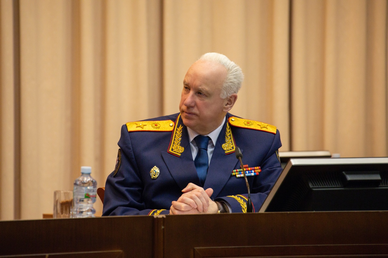 Бастрыкин поручил разобраться с избиением школьницы в Нижнем Тагиле