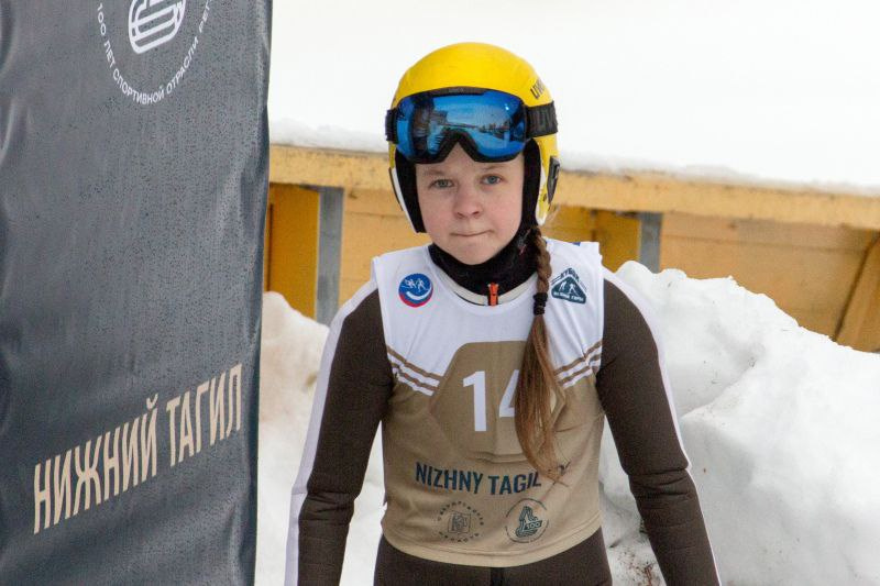 Тагильчанка взяла первое место на Кубке России по прыжкам на лыжах с трамплина | В Нижнем Тагиле стартовал первый этап Кубка России по прыжкам на лыжах с трамплина