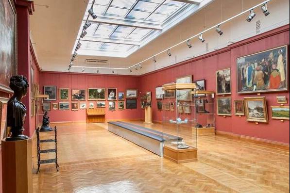 Нижнетагильский музей сможет приобрести новое оборудование | На Урале музею изобразительных искусств вручили сертификат