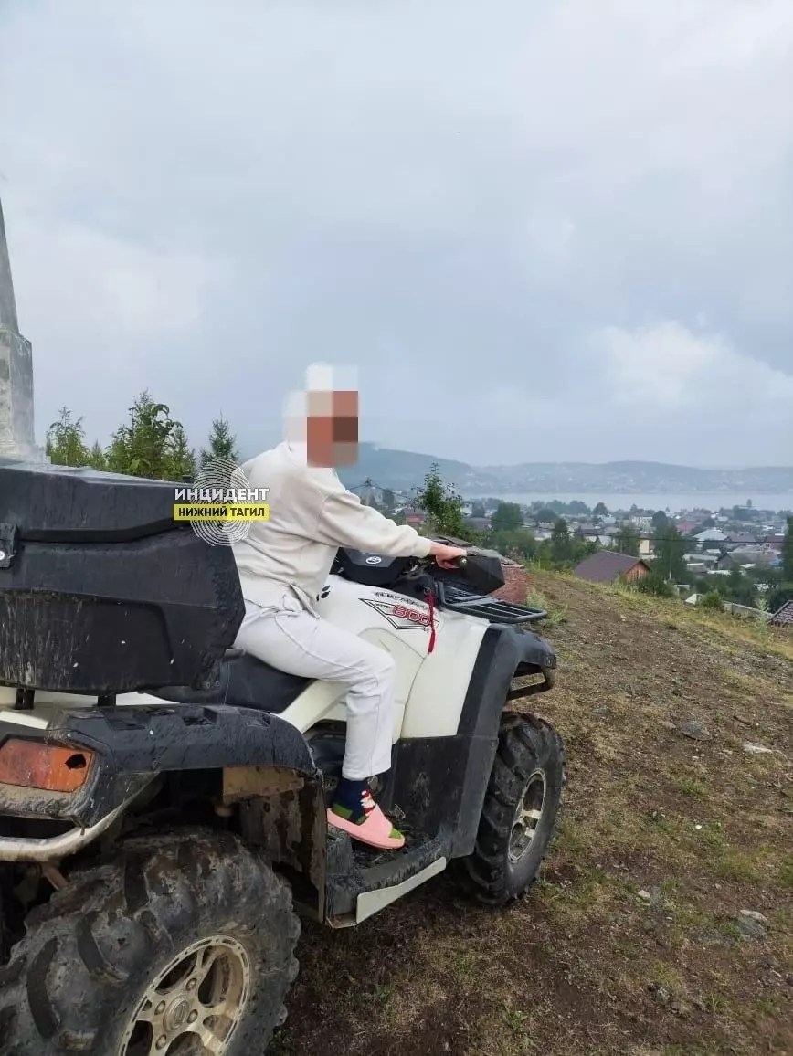 Неизвестные угнали квадроцикл в поселке под Нижним Тагилом