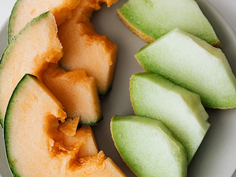 Врач рассказала, что дыня помогает избавиться от отеков | «Известия»: дыня снижает артериальное давление