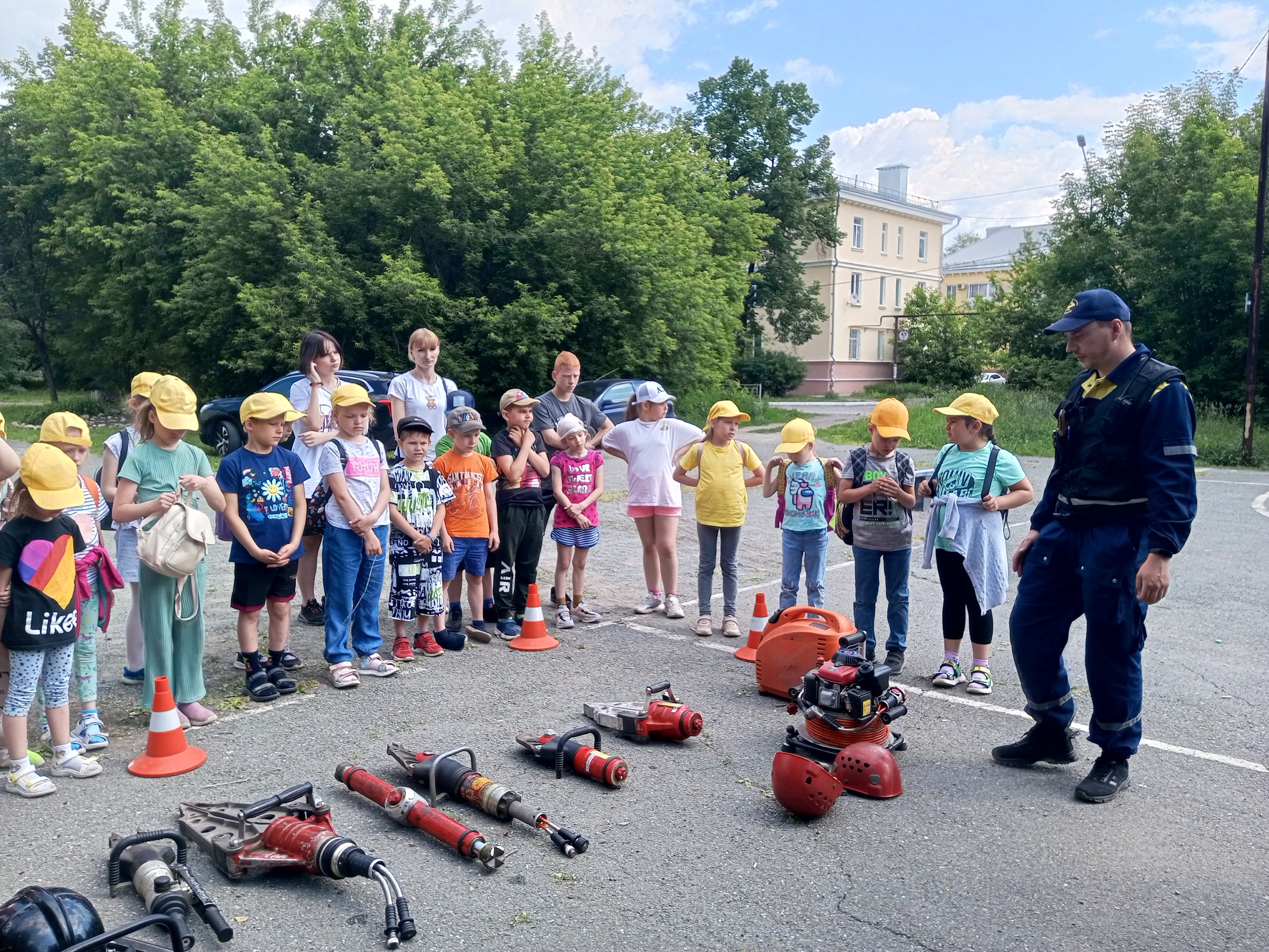 Форум детской безопасности в Нижнем Тагиле: Участие оперативных служб и восторг маленьких участников