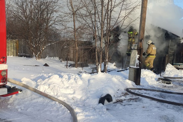 Утром в Нижнем Тагиле горел частный жилой дом