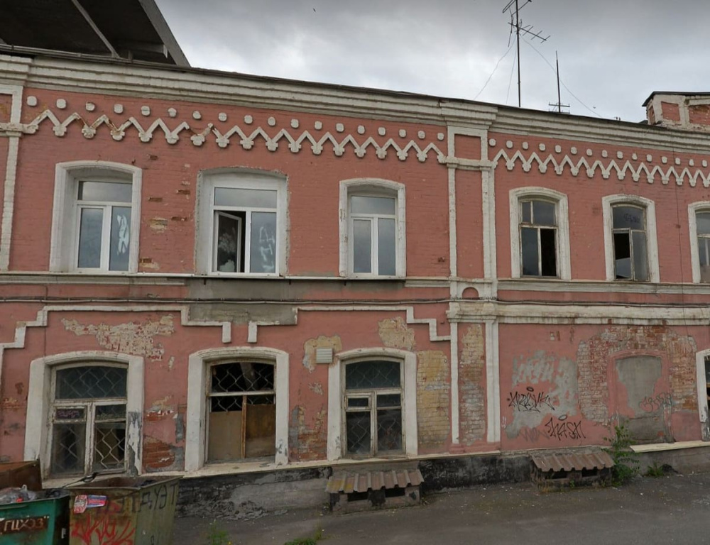 «Рушится и падает на людей»: в Нижнем Тагиле нет денег на спасение памятников архитектуры | В Нижнем Тагиле обсудили, как спасти разрушающиеся объекты культурного наследия