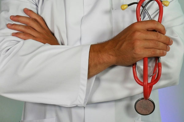 Выпускники медвузов смогут выбрать сразу выбрать регион для дальнейшей работы | В России будущие медики смогут сразу начать работу после выпуска в любом регионе страны