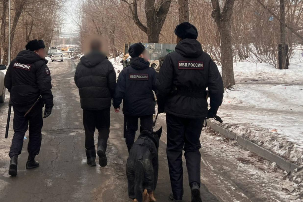 В Свердловской области арестовали четвертого подростка, связанного с бандой, готовившей теракт | На Урале задержали подростка из банды, которая готовила теракт в Екатеринбурге 