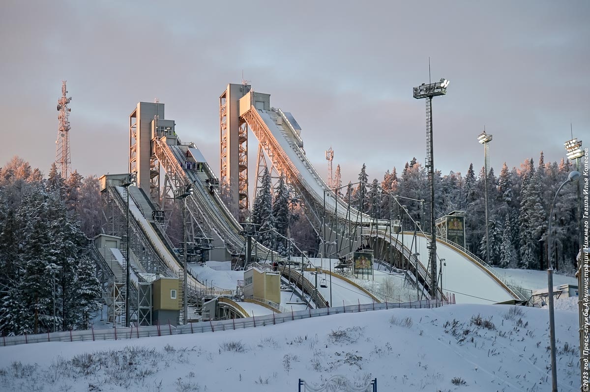 В Нижнем Тагиле проходят международные соревнования по прыжкам на лыжах с трамплина В Нижнем Тагиле проходят международные соревнования по прыжкам на лыжах с трамплина