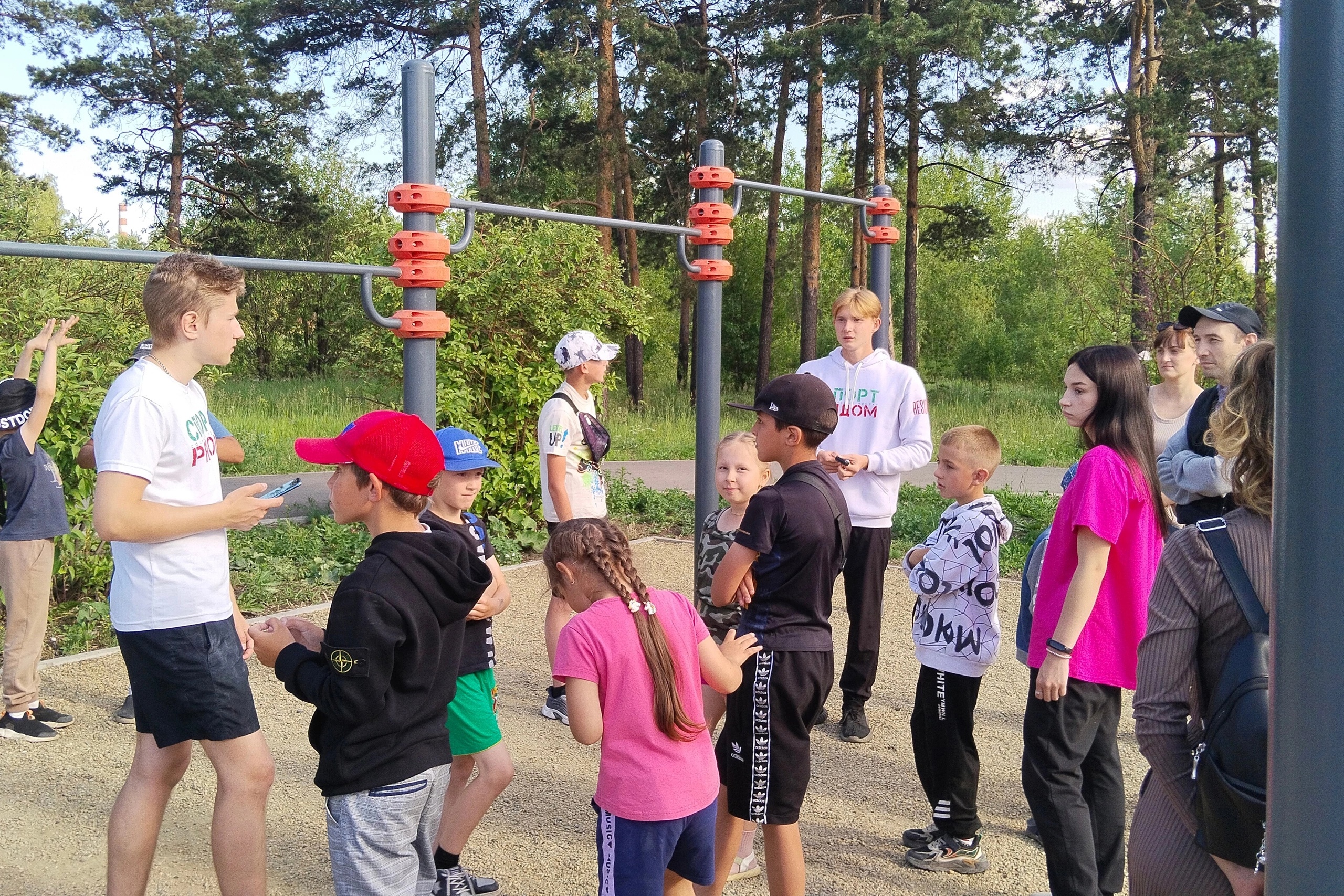 Спортивный праздник в Нижнем Тагиле: Заряд бодрости и эмоций для молодежи!