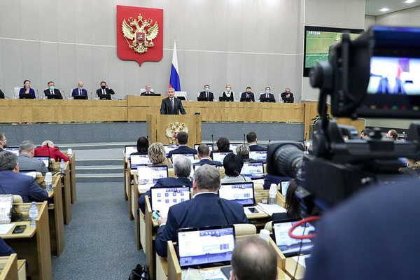 В Госдуму внесен законопроект о снижении возраста для вступления в политические партии | В Госдуму внесен законопроект о снижении возраста для вступления в политические партии