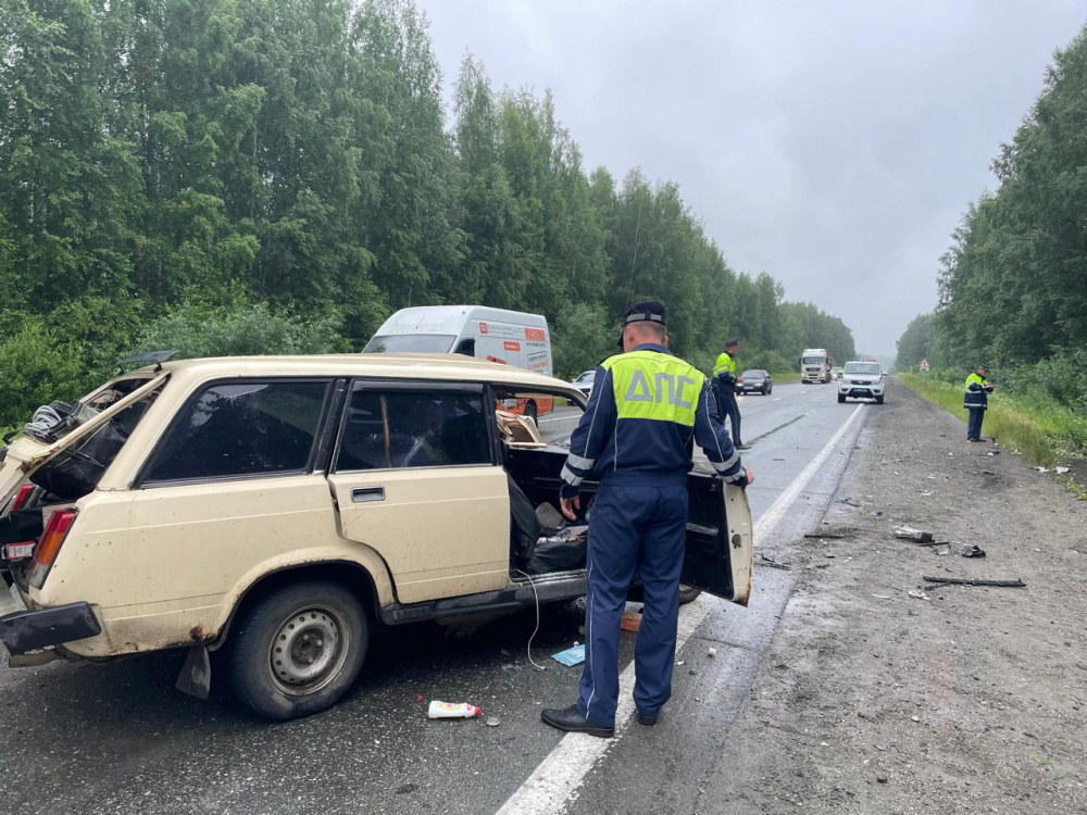 Под Кушвой произошло смертельное ДТП | Рядом с Нижним Тагилом произошла авария с жертвами