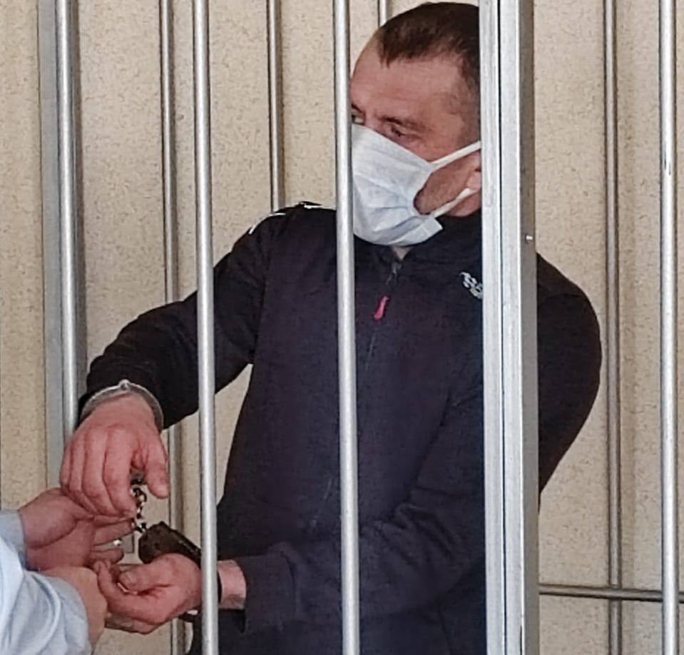 Суд постановил взять под стражу обвиняемого в убийстве 11-летней девочки в Нижнем Тагиле | На Урале обвиняемого в убийстве школьницы заключили под стражу