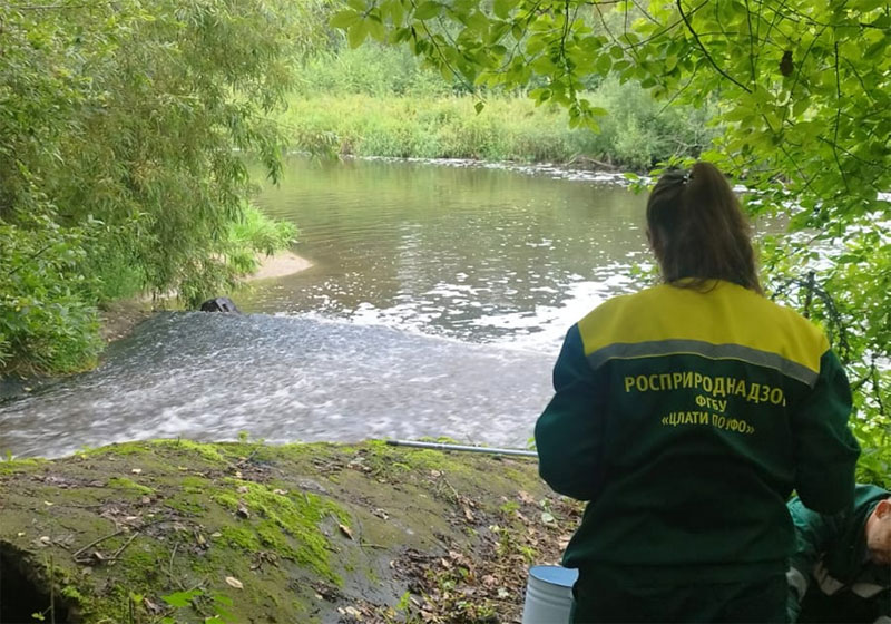 Росприроднадзор выявил сбросы в реку Тагил и превышение выбросов | «Водоканал-НТ» в Нижнем Тагиле уличили в сбросе сточных вод в реку