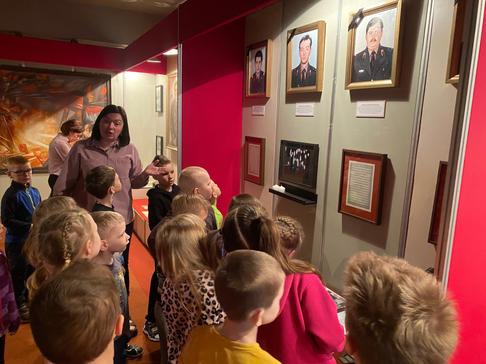 Детсадовцы в мире пожарной безопасности: посещение музейной экспозиции в Нижнем Тагиле | Детсадовцы в мире пожарной безопасности: посещение музейной экспозиции в Нижнем Тагиле