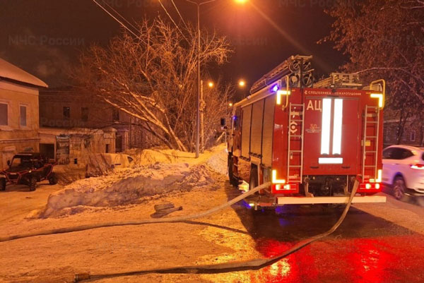 Накануне в Нижнем Тагиле горели гаражный бокс и подсобка в девятиэтажке